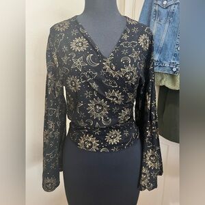 Women’s Cotton Celestial Print Bell Sleeve Top, NWT